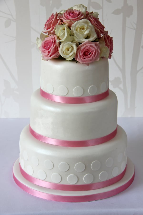 Tier Wedding Cake Tumbling Flowers And Leaves Tier Wedding Cake Tumbling Flowers And Leaves