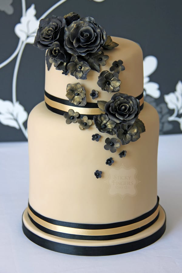 Wedding Cakes SouthendonSea Sticky Fingers Cake Co