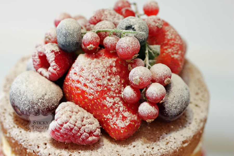 Wedding Cake at The Roslin Beach Hotel, Southend on Sea…?