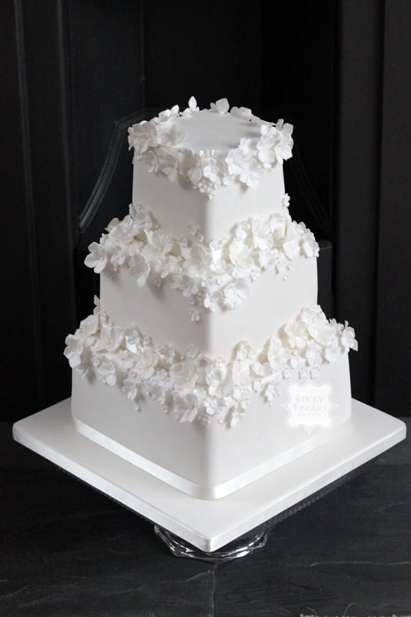 Wedding Cake Lou Lou