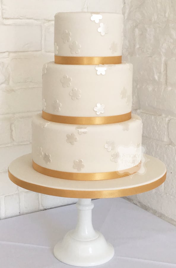 3 Tier Iced Wedding Cake, Rayleigh, Essex – The Old Parish Rooms, 10th June 2017